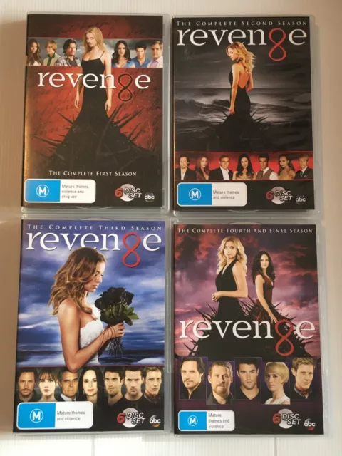  Revenge: Season 2 : Emily VanCamp, Madeleine Stowe