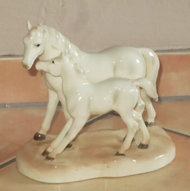 Original "Royal Meridian" Porzellanpferde, handgemalt aus Nachlass