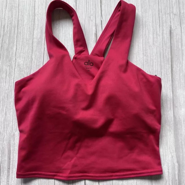 New Women's Alo Beautiful Real Sports Bra in Raspberry XS