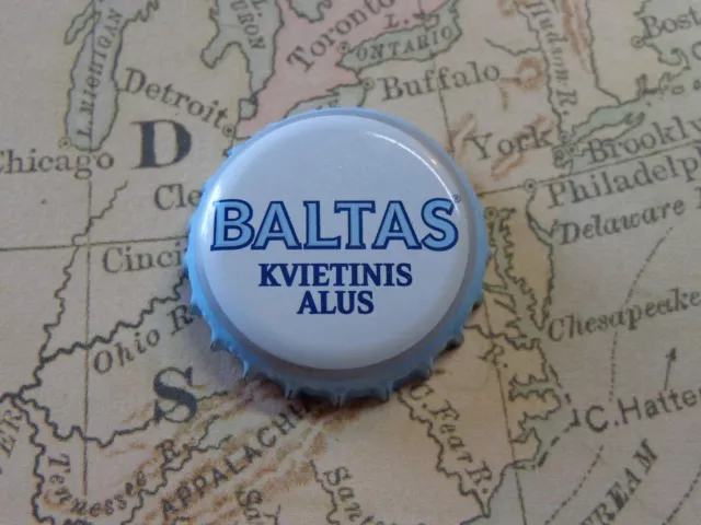 Beer Bottle Crown Cap ~ Švyturys White - SVYTURYS Baltas Hefeweizen ~ Lithuania