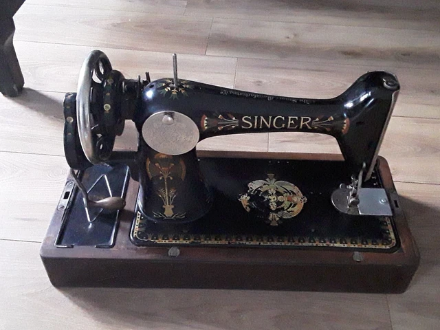 BELLE MACHINE A Coudre SINGER portable Fonctionne Parfaitement Année ...