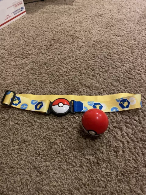 Tomy Pokemon Clip N Go Poke Ball and Belt Lot (empty ball) 11