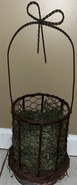Cesta decorativa con alambre de pollo y rama parte inferior tejida 18 in de alto