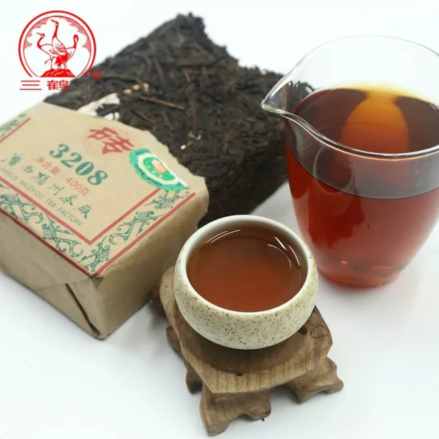 Three Cranes Sanhe Liu Bao Tea Thé noir Heicha Wuzhou Teas Red Jar 200g