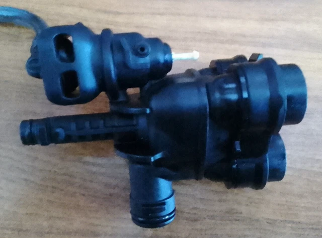 KARCHER K1 K2 Pressure Washer Cylinder Head GENUINE used pa66-gf50-5 ...