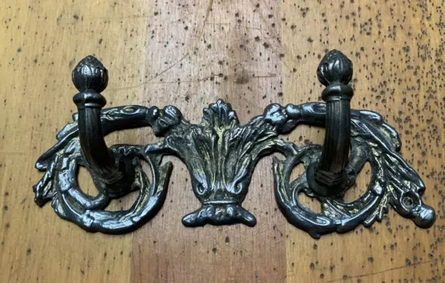 Vintage 1967 American Tack & Hdwe Co. Wall Coat Hook #122 Double Acorn Cast