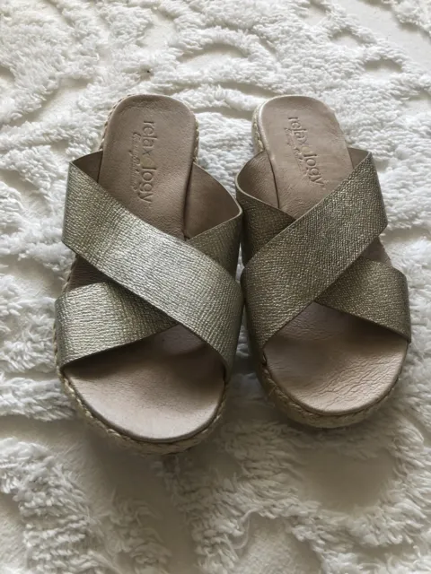Womens Tommy Bahama Relaxology ILIDAH Leather Slide Sandals Gold Size 7B
