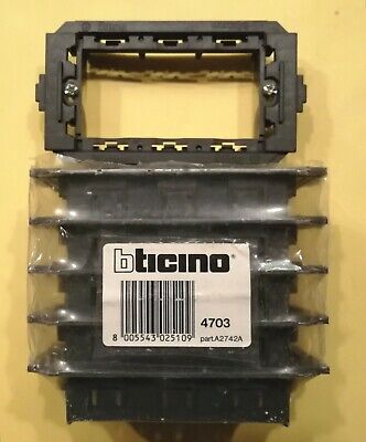 Art NUOVO SUPPORTO 3 posti tipo art.4703 BTICINO LIVING CLASSIC COMPATIBILE BITICINO 