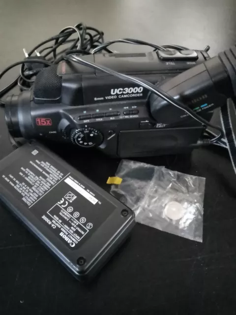 Videocamera Canon Uc3000