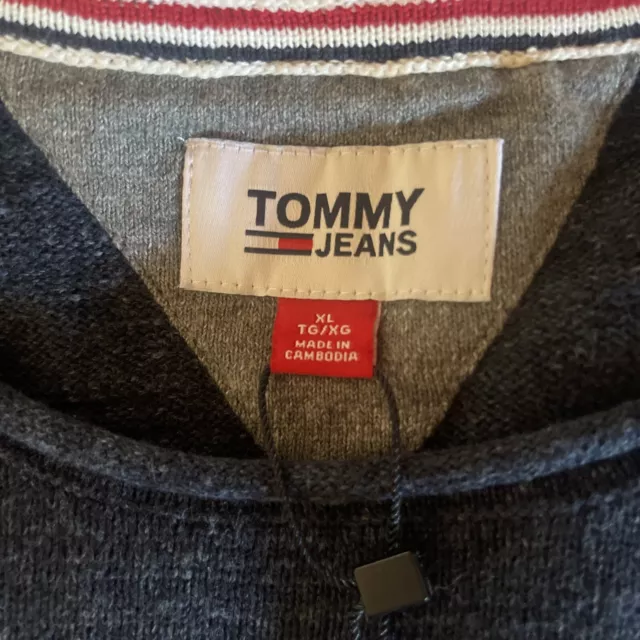 "Maglione uomo Tommy Hilfiger XL nuovo con etichette MEP $79,50 buca a buca 24"" 7