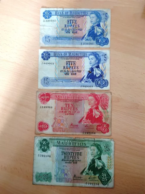 Mauritius Rupees 2 x 5 Rp, 1 x 10Rp & 1 x 25 Rp (45 Rupees Total)