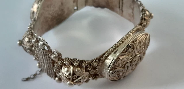 Bracelet En Argent Massif Pour Enfant - Manchette Articulée XIXème Siècle - Occasion