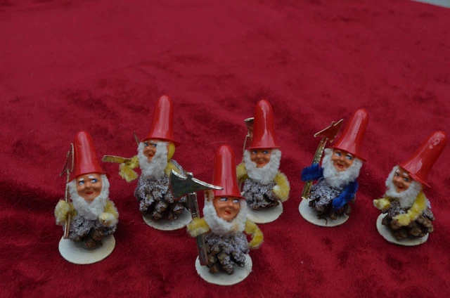 Lot De 17 Décorations De Noël Vintage - Occasion En Bon état