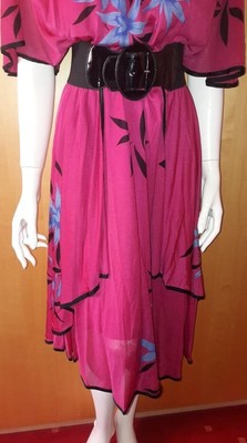 VINTAGE KLEID*BESONDERE ANLÄSSE*SCHWINGEND*WEIT*AUFFÄLLIG*SIXTH Sense/C