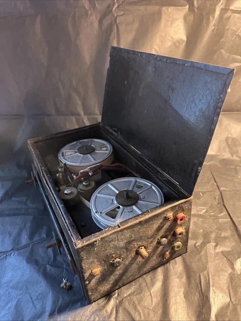 Lot De 6 Vieilles Bandes Magnétiques Grundig / Philips / Pyral – Avec Boîtiers – K7 Audio Vintage