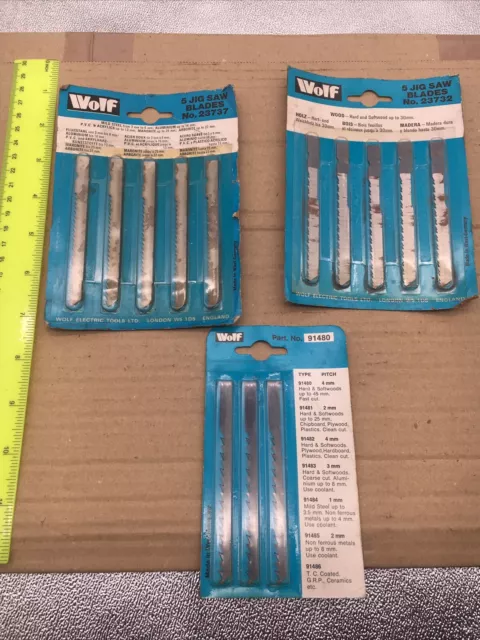 Hojas de rompecabezas vintage WOLF. 13 apagados. Madera, metal, plástico. Nuevo stock antiguo.