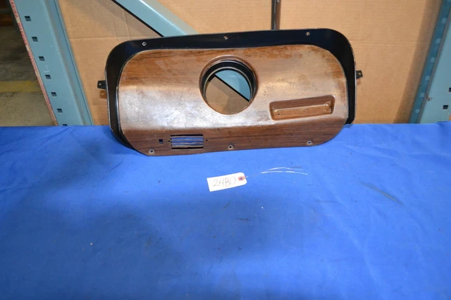 1969 1970 Mustang Woodgrain Deluxe Mach 1 Dash Clock Panel (2480) 1969 1970 Mustang Woodgrain Deluxe Mach 1 Dash Clock Panel (2480)