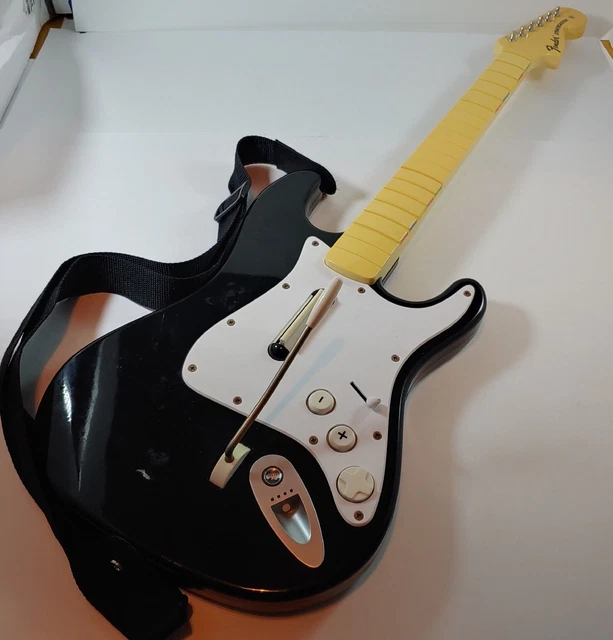 ROCK BAND HARMONIX Guitar Hero Fender Stratocaster Model 19091 Wii No