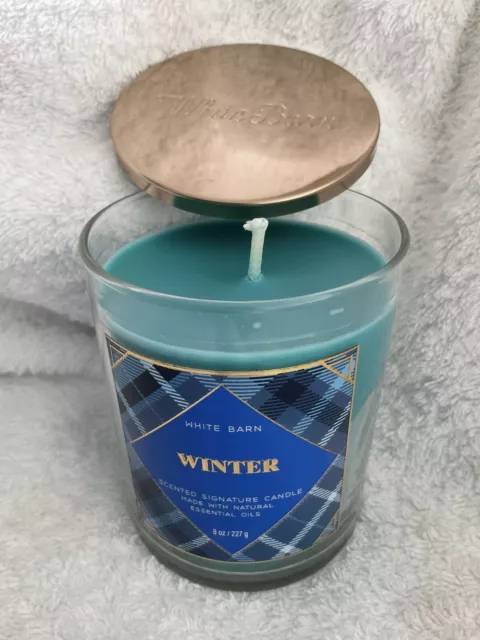 White Barn/Bath & Body Works WINTER Signature Single Wick Scented Candle. 227g.