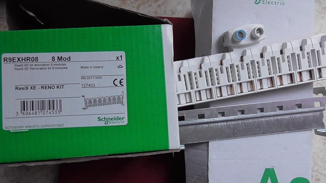 4 Peignes D'alimentation Schneider 24 Modules 4 Poles 3 Phases + N - Réf 19517