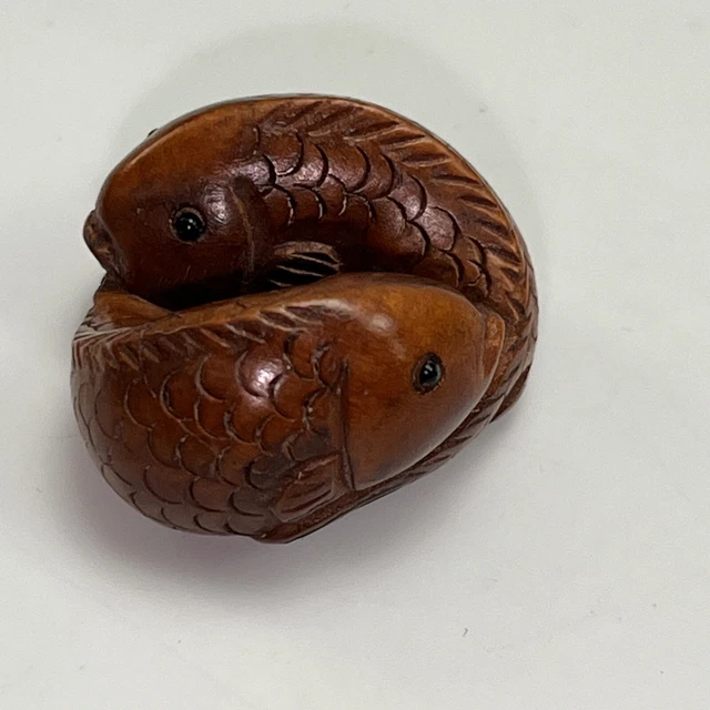 Japanese Netsuke Koi Fishes Hand Carved Boxwood 1 Inch Bead Signed 石川 Ishikawa