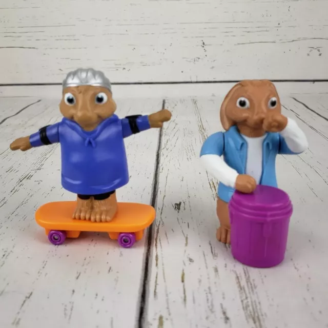 Burger King HOP Movie kids Toys E.B. Skater and E.B. Drummer Lot of 2