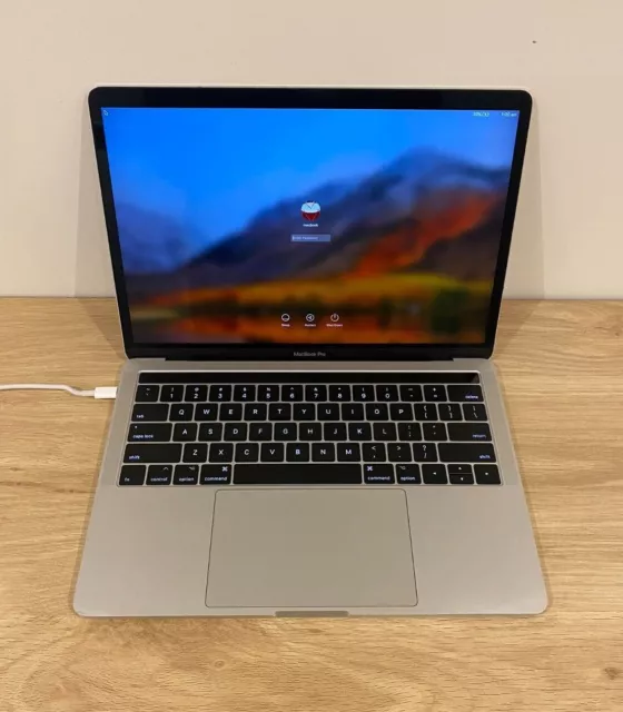 Apple MacBook Pro (13-inch,2017) 3.1GHz i5 512GB/8GB RAM + TOUCHBAR (AU STOCK)