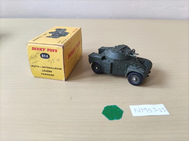Dinky Toys AML Panhard N°814 Auto mitrailleuse légère blindée Meccano char