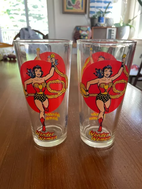 Pair of 1976 PEPSI Collector Super Series Wonder Woman glasses