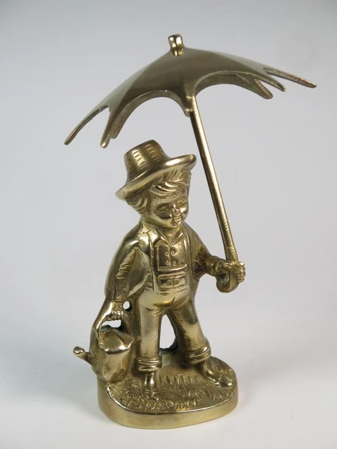 Laiton Vintage Figurine Jeune Ferme Garçon Tenant Un Parapluie