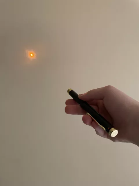 591nm Golden Yellow 5mW Laser Pointer (Black Brass Pen Host - Near 589nm) - USA!