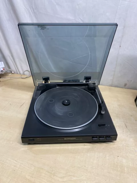 Pioneer PL-J2500 Stereo Turntable - Tested  - CP322Z