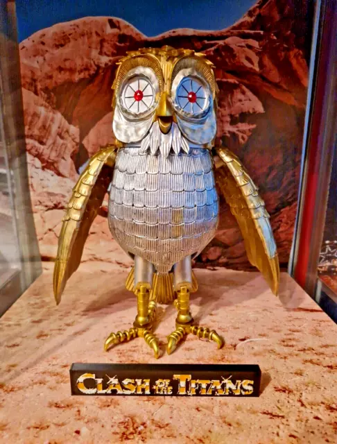 Bubo - Clash Of The Titans - Sticker