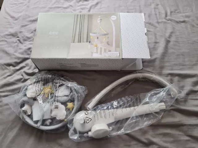 Boxed Mamas & Papas Musical Universal Cot Mobile Dream Upon A Cloud RRP £45