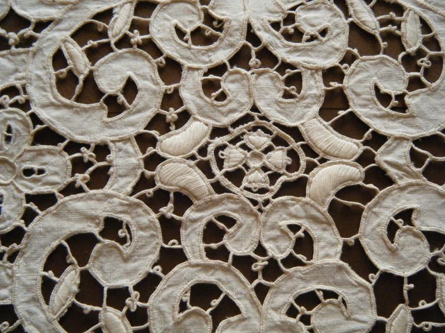 19c Church Altar Scarf &Maltese cross Punto Antico needle lace &emb/ry H done 19c Church Altar Scarf &Maltese cross Punto Antico needle lace &emb/ry H done