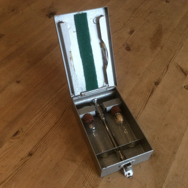 VINTAGE BOXED BOOTS Medical Viule Syringe, Needles, Empty Adrenaline Vial £20.00 PicClick UK