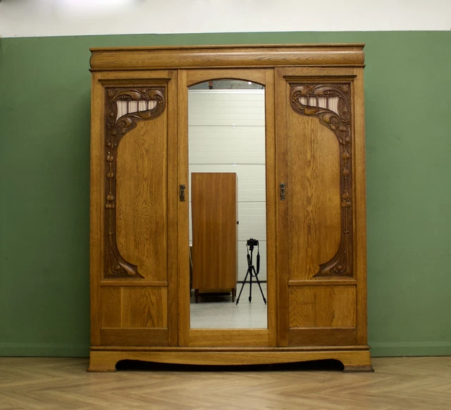DELIVERY £100 Antique Art Nouveau Solid Oak Wardrobe