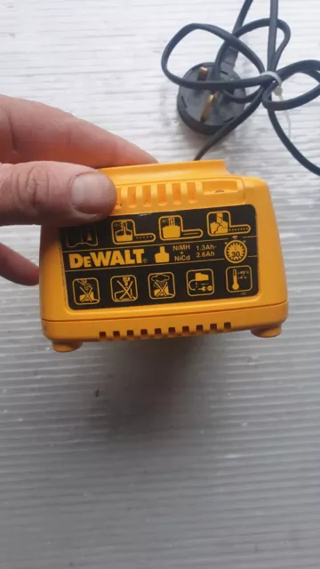 De9130 battery charger discount