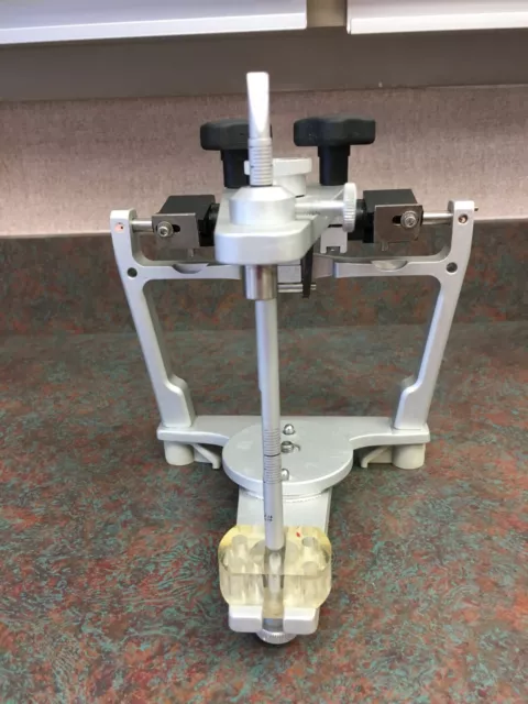 Whipmix articulator Semi Adjustable + Carrying Case