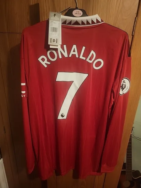 New Manchester United 2022/23 Home Original Shirt Ronaldo #7 - Large + Biography