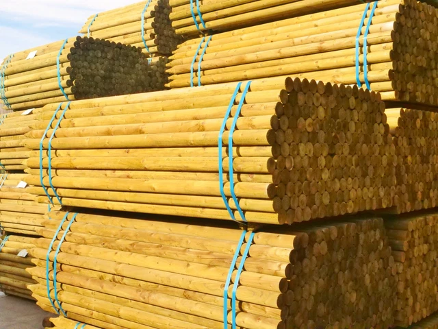 Suregreen 5 Pack Round Fence Posts - 1.8m X 50mm Green Treated Wooden Stakes For Gardening, Landscaping & Tree Support-1044034