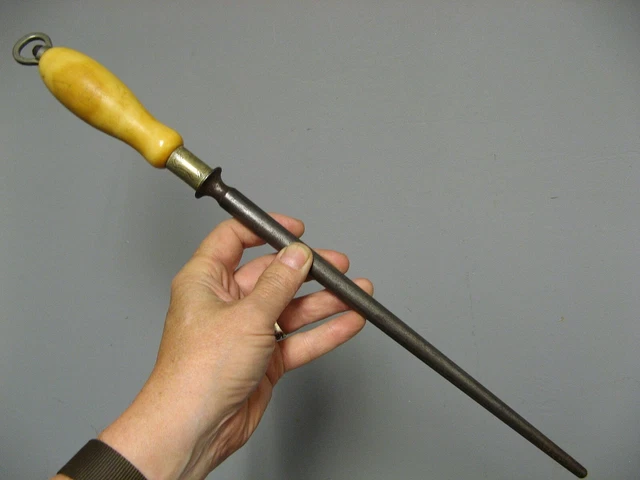 Fusil en bois avec nom - France
