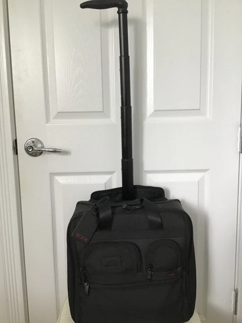 Tumi Alpha Deluxe Black Compact Rolling Carry On Brief 26123Dh Excellent Look!