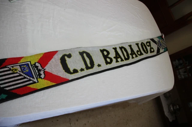 Bufanda De Fútbol Antigua De Los Ultras Del C.D Badajoz - Lana, Antiromanos - Como Nueva