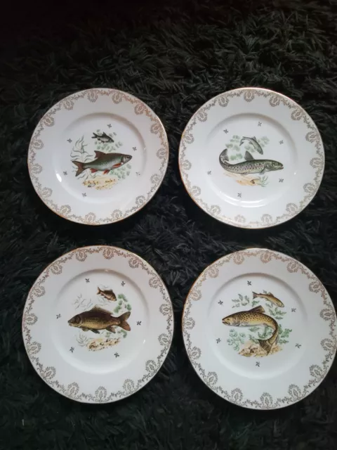 4 ASSIETTES PLATES DÉCOR POISSON EN PORCELAINE de LIMOGES LP HAUTE- EPOQUE