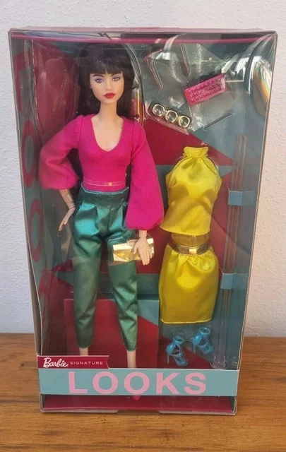 Poupée Mattel Barbie Signature Barbie Looks - Avec Vêtements - Neuve