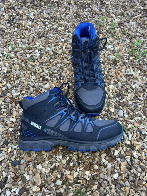 Dewalt oxygen boots store