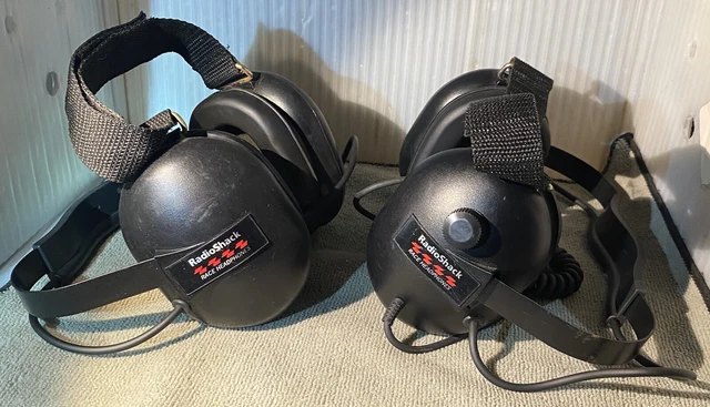 Vintage Radio Shack Lot of 2 Race Headband Headphones Black 33-1158 Vintage Radio Shack Lot of 2 Race Headband Headphones Black 33-1158