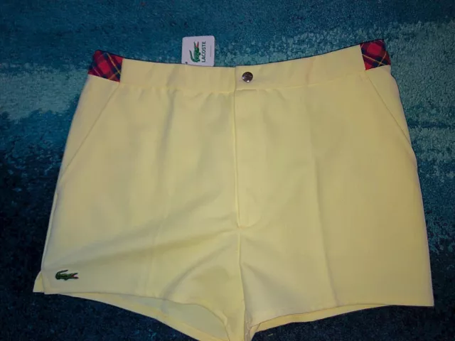 joli short jaune vintage LACOSTE devanlay taille 3 NEUF ETIQUETTE