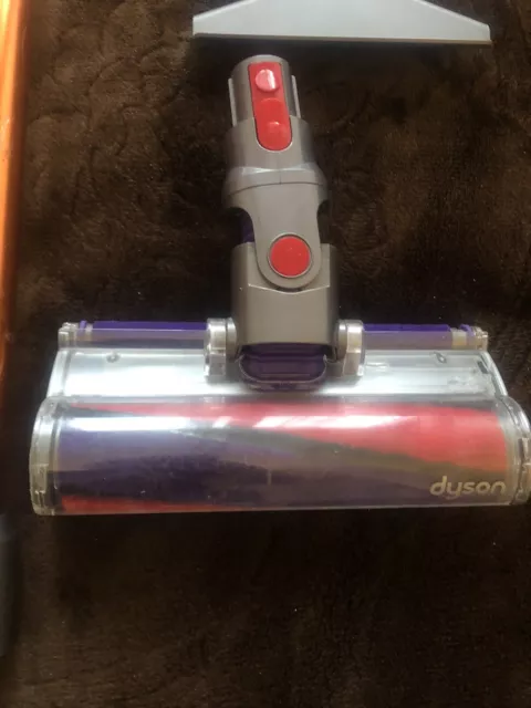 Aspirateur Dyson Cyclone V10 Absolute 3